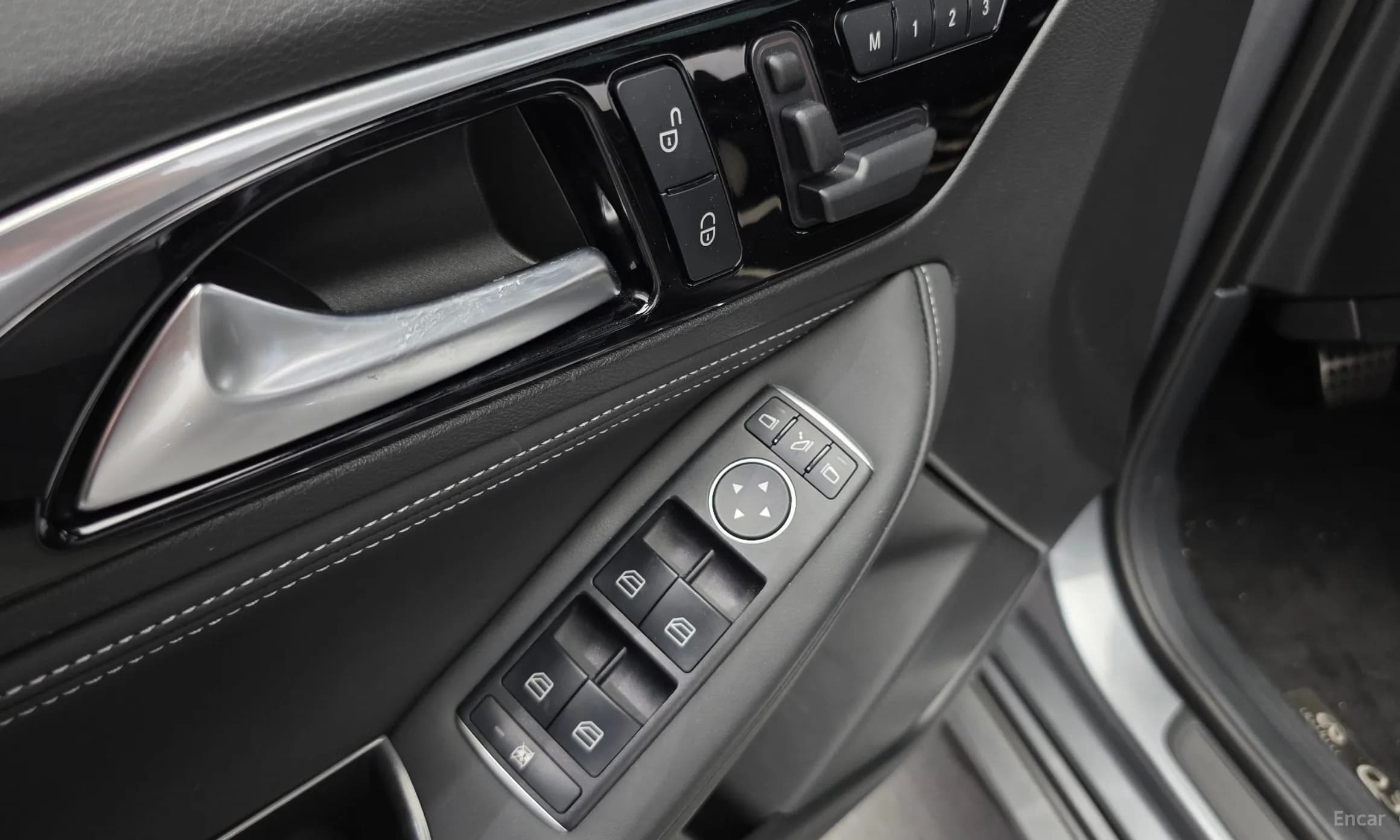 Q30