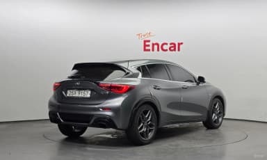 Q30
