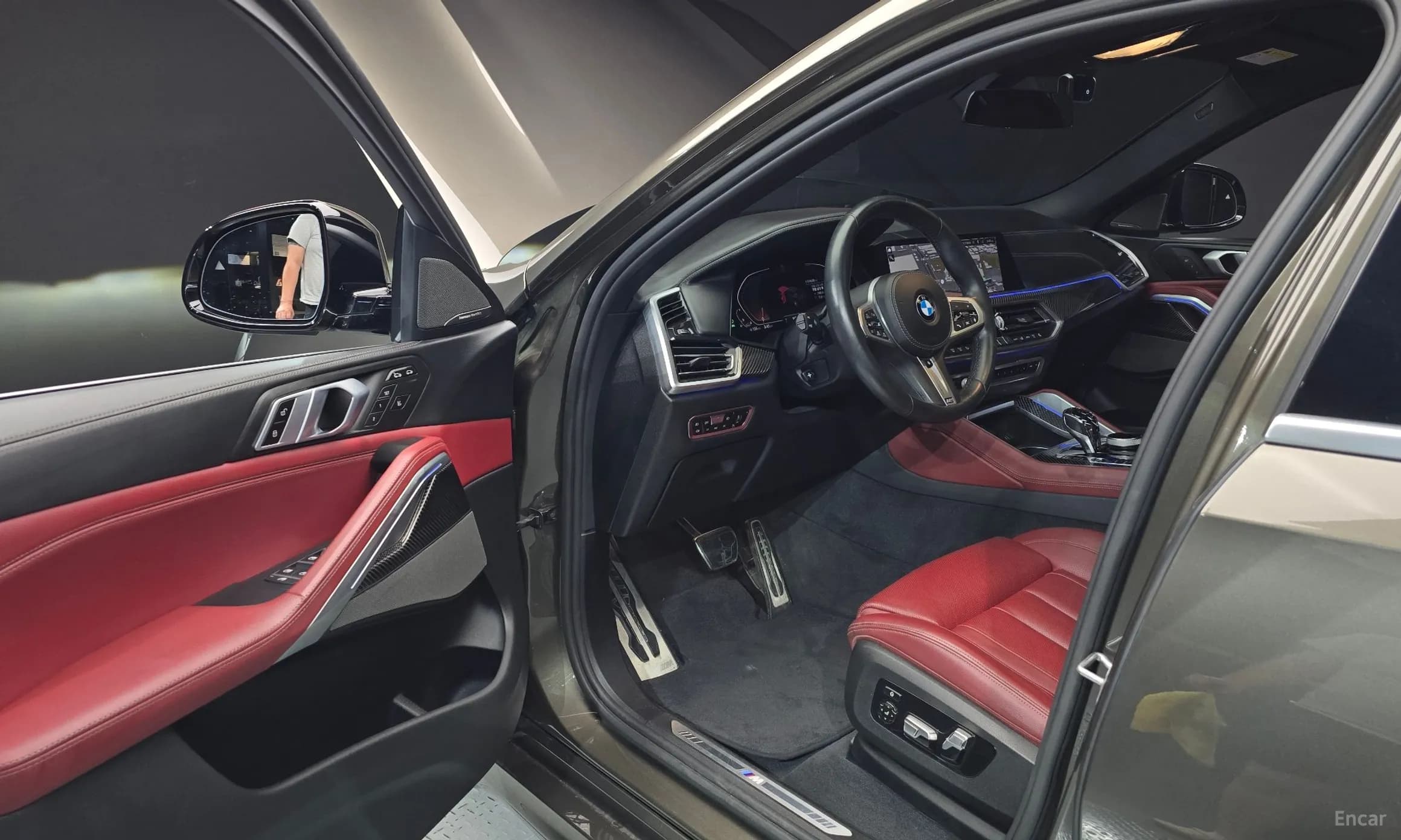 X6 (G06)