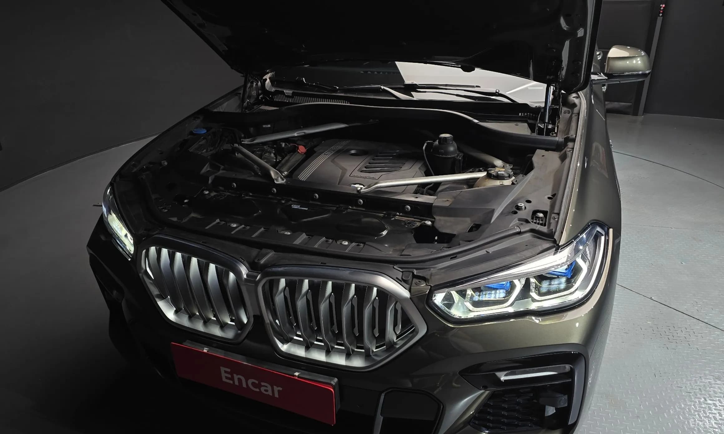 X6 (G06)