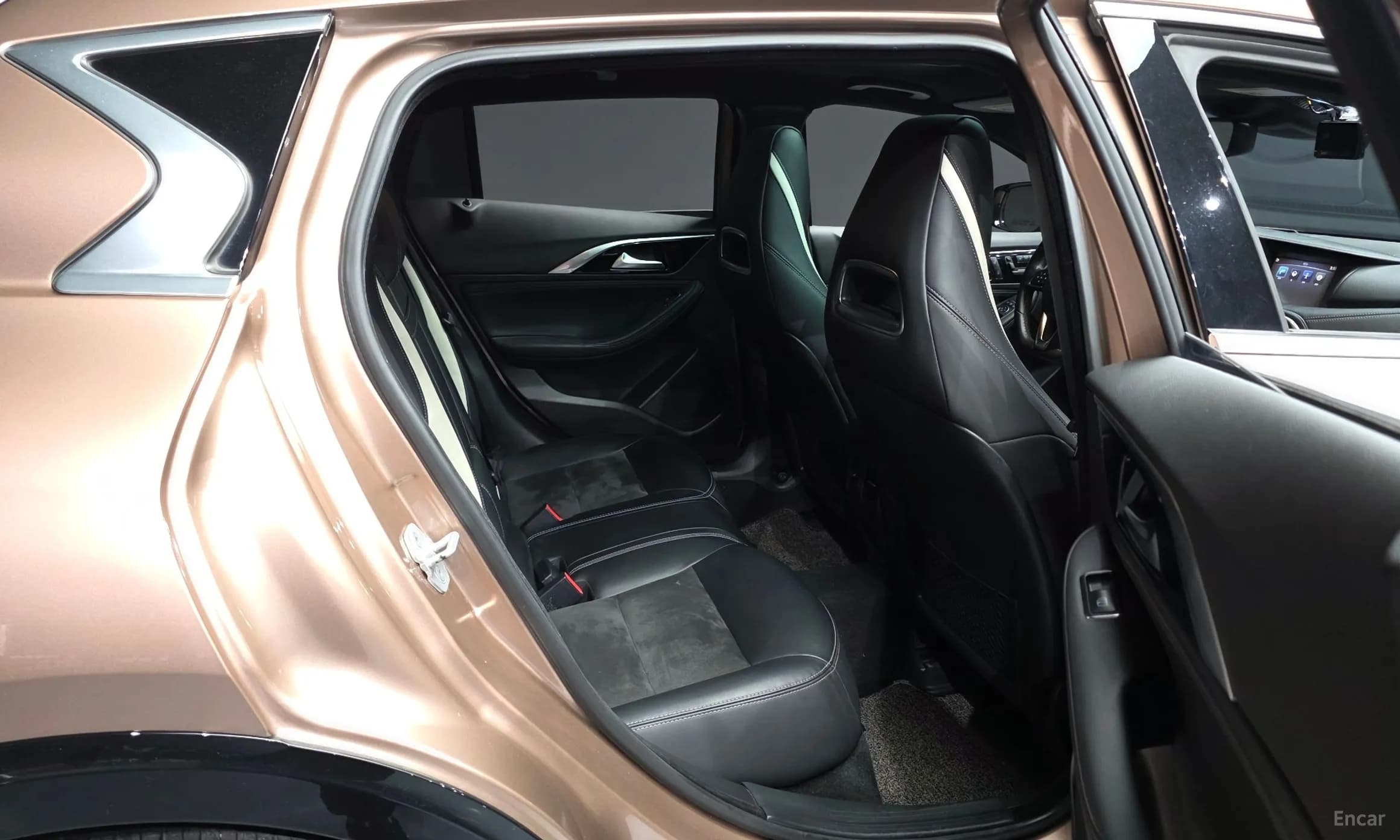 Q30