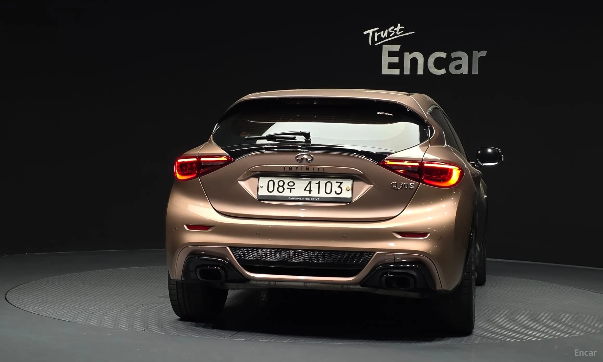 Q30