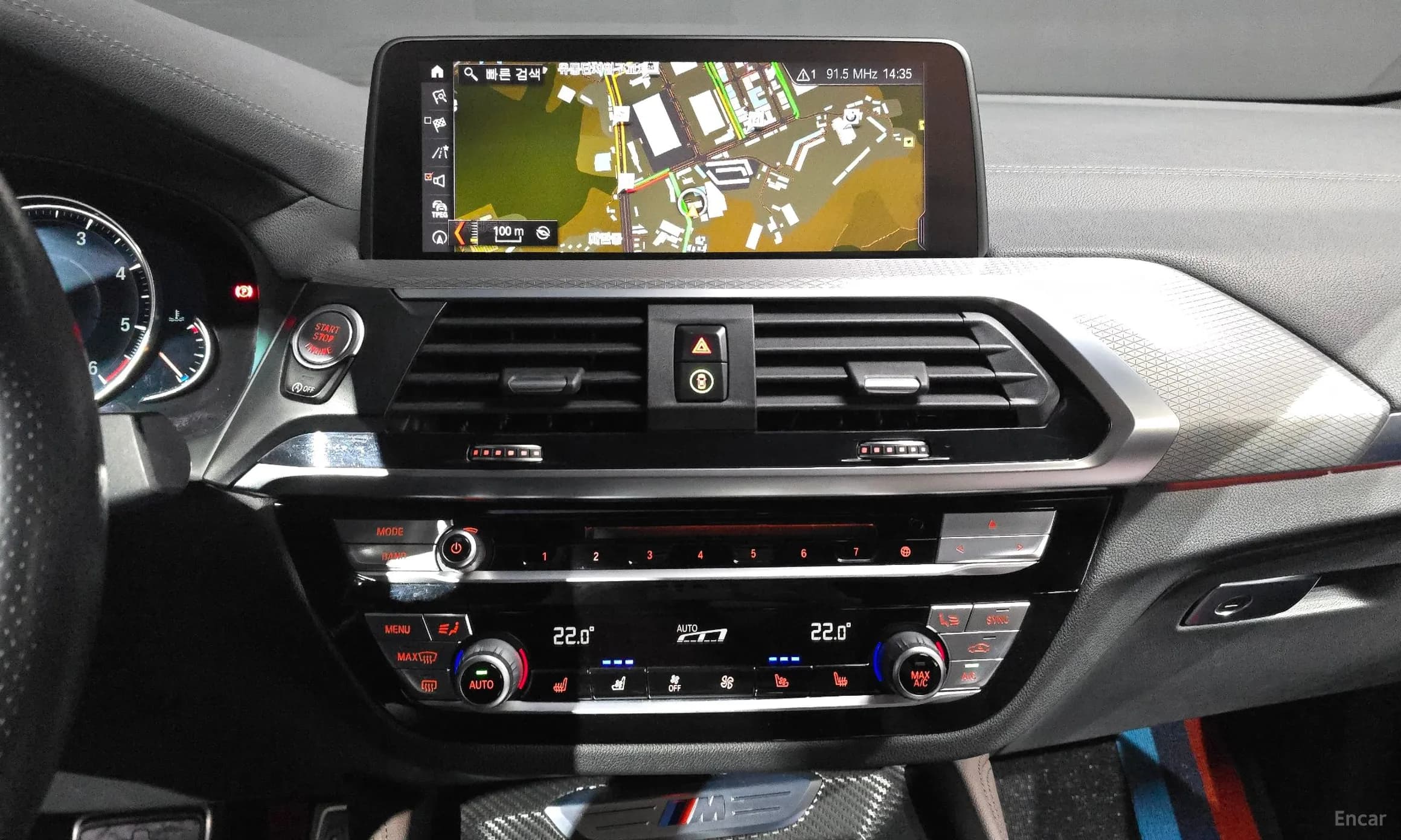 X4 (G02)