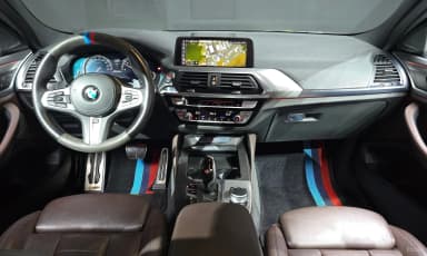 X4 (G02)