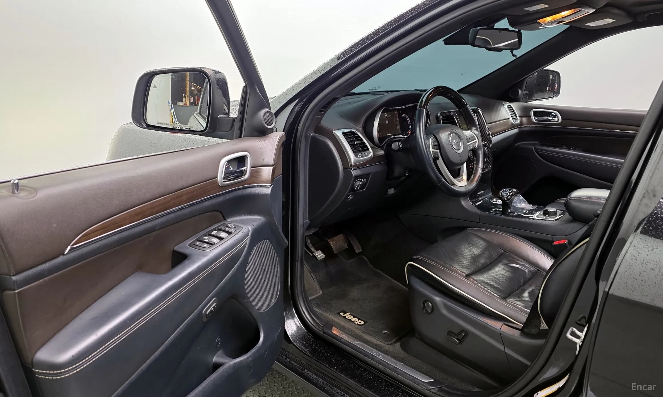 Grand Cherokee