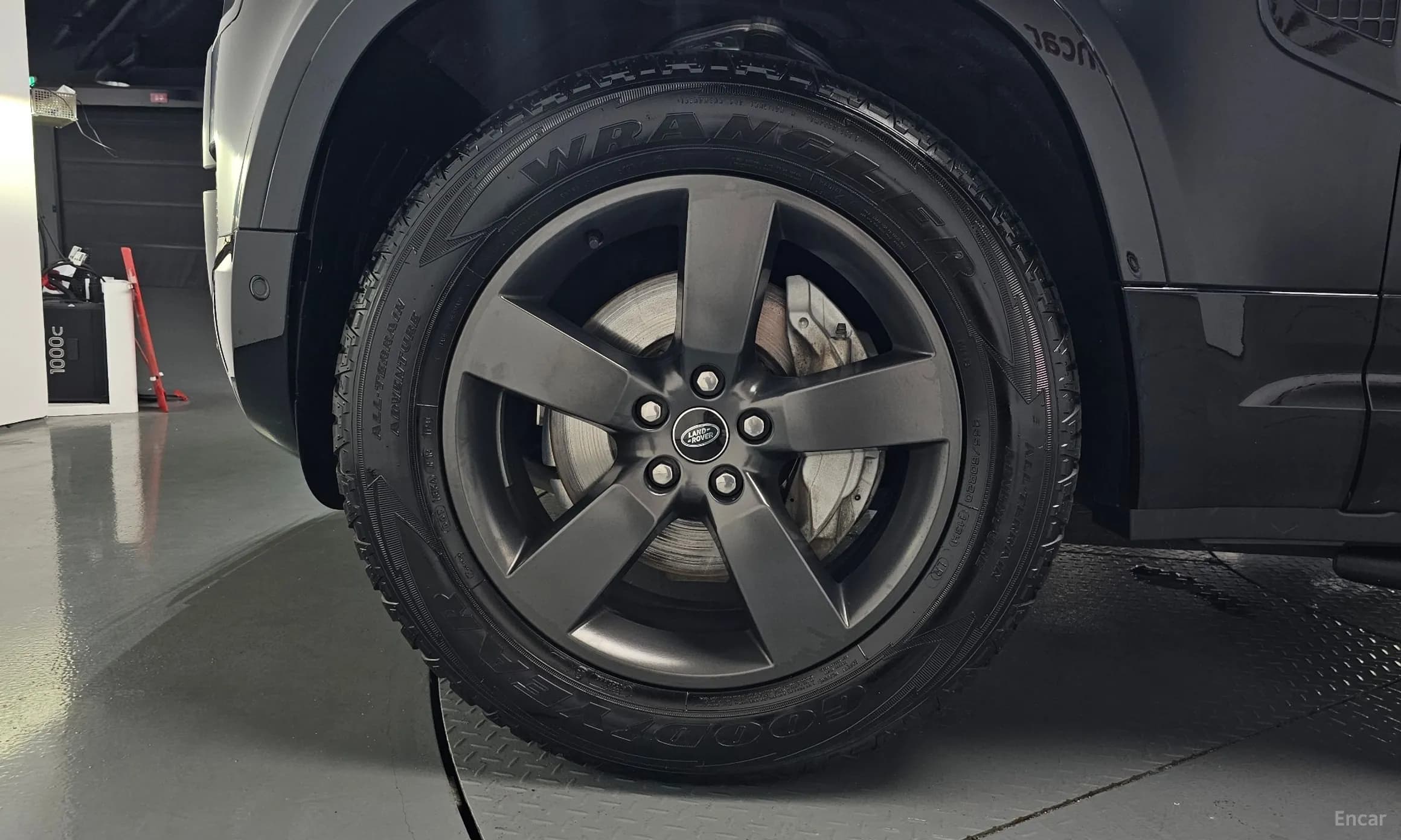 Defender (L663)