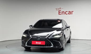 ES300h 7th Generation