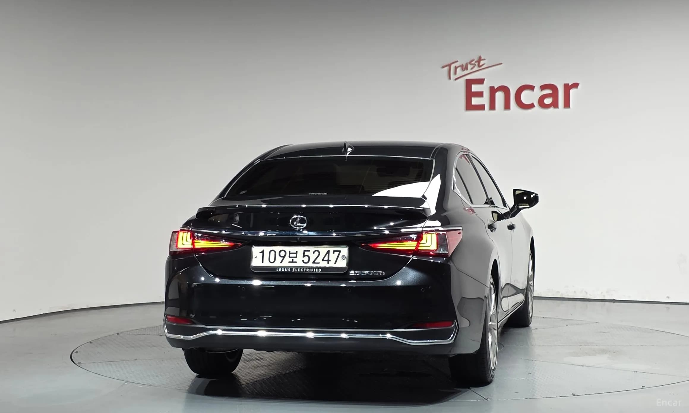 ES300h 7th Generation