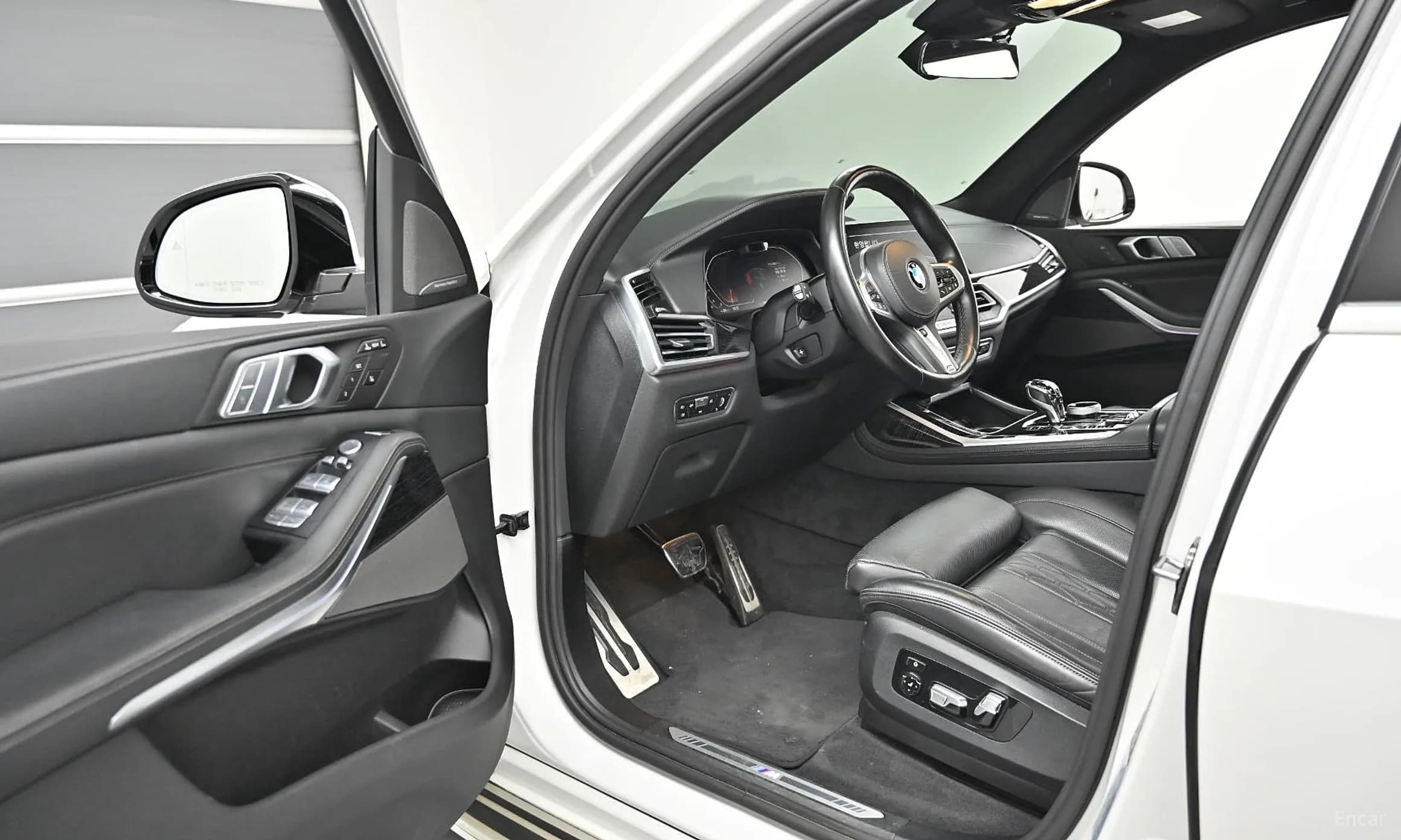 X7 (G07)