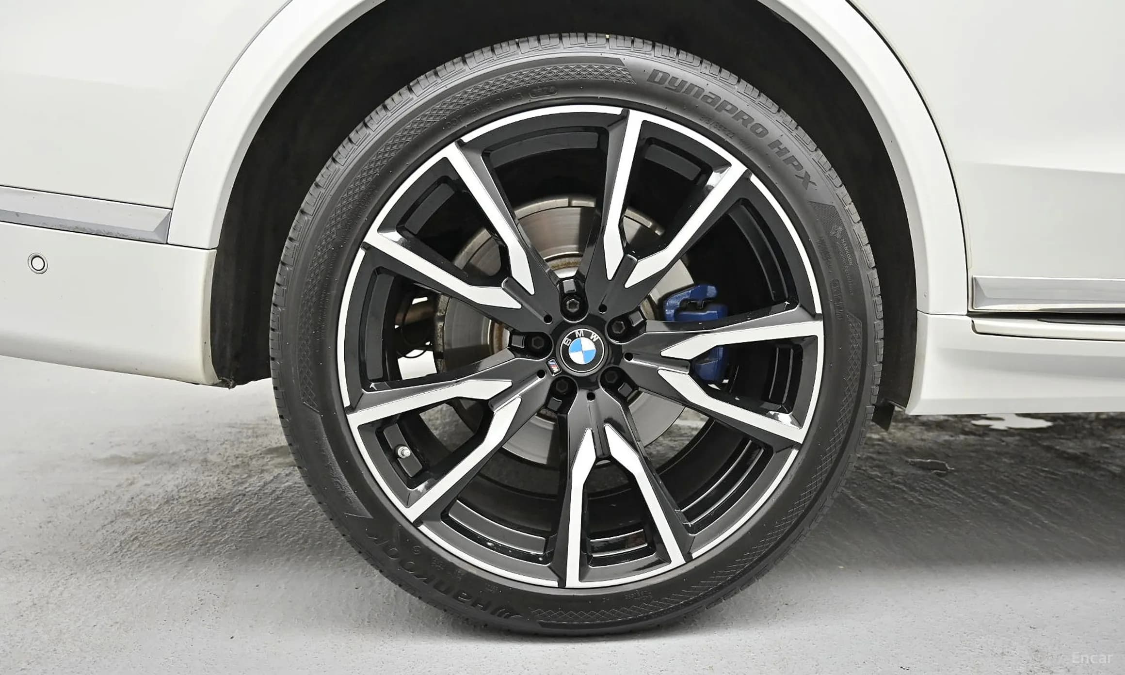 X7 (G07)
