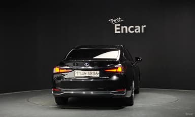 ES300h 7th Generation