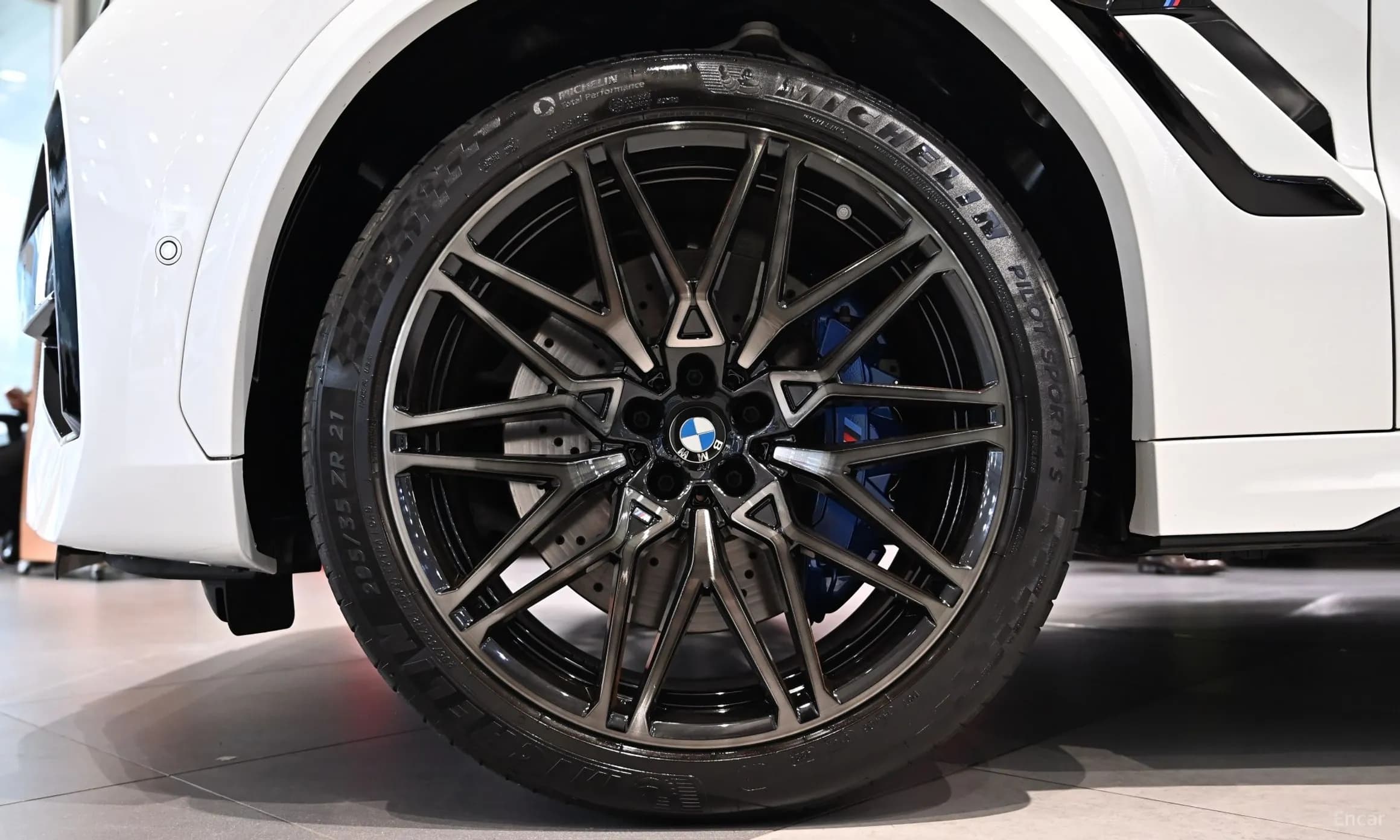 X6M (G06)