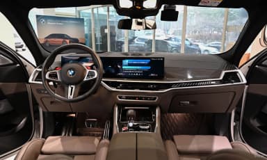 X6M (G06)