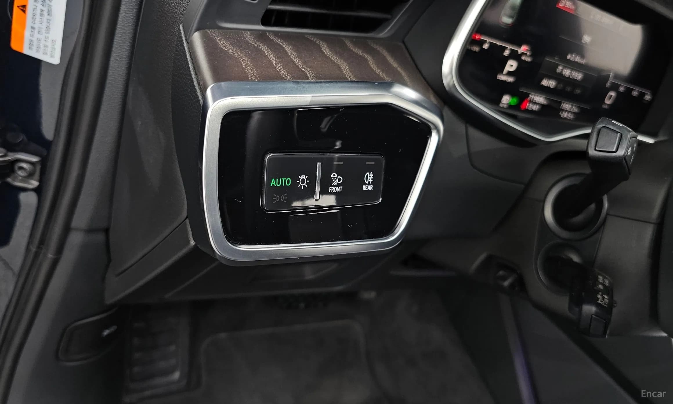 A6 (C8)