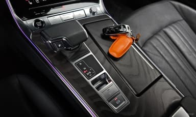 A6 (C8)