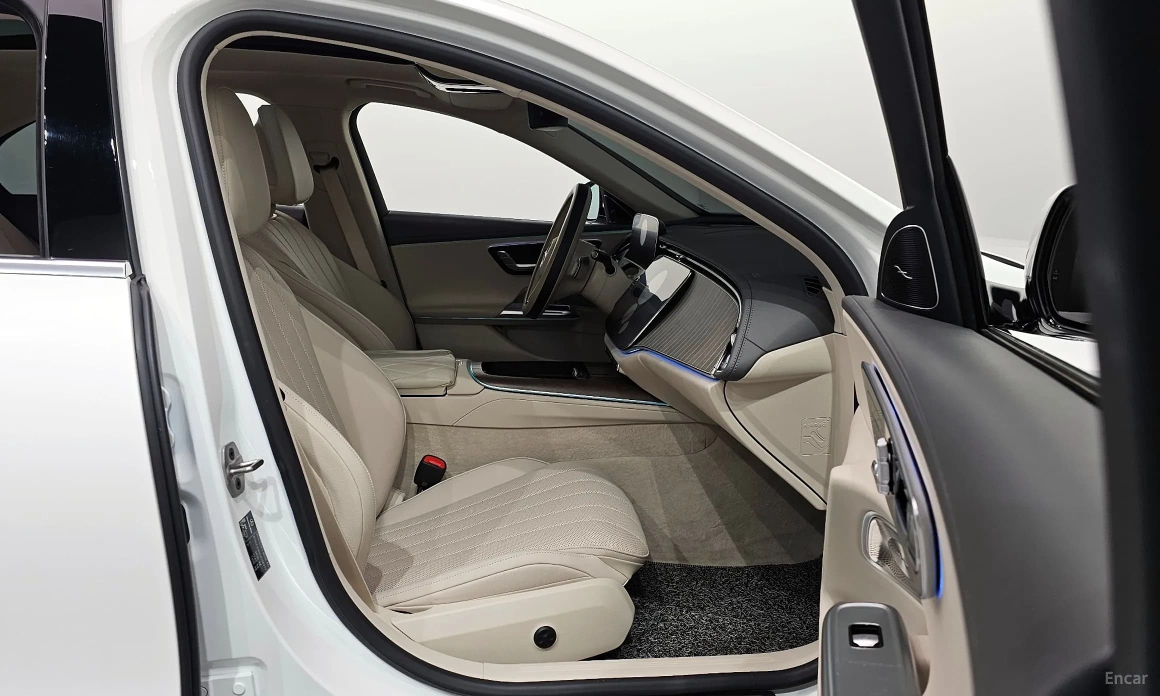 E-Class W214