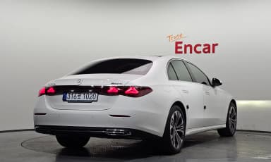 E-Class W214