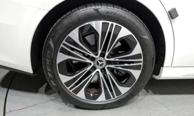 E-Class W214