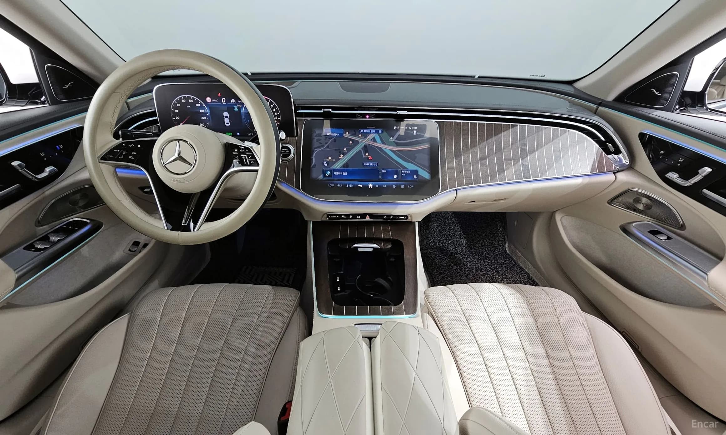 E-Class W214