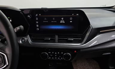 Trax Crossover