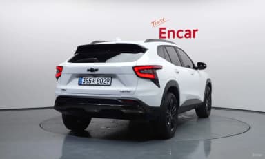Trax Crossover