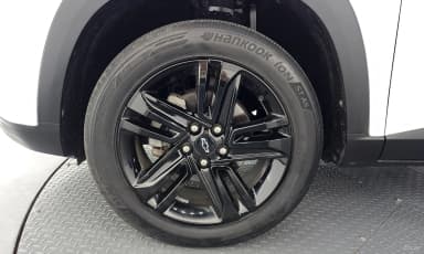 Trax Crossover