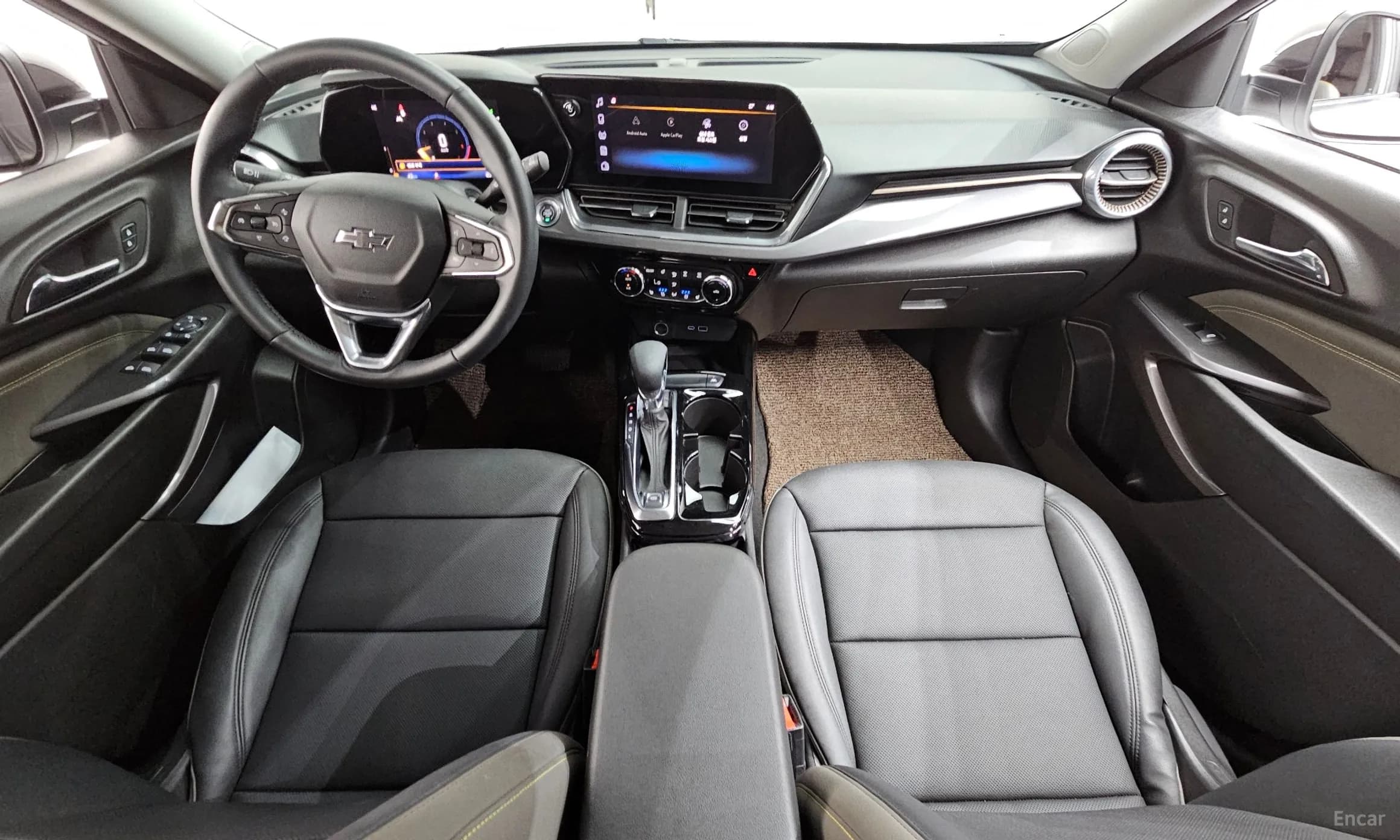 Trax Crossover