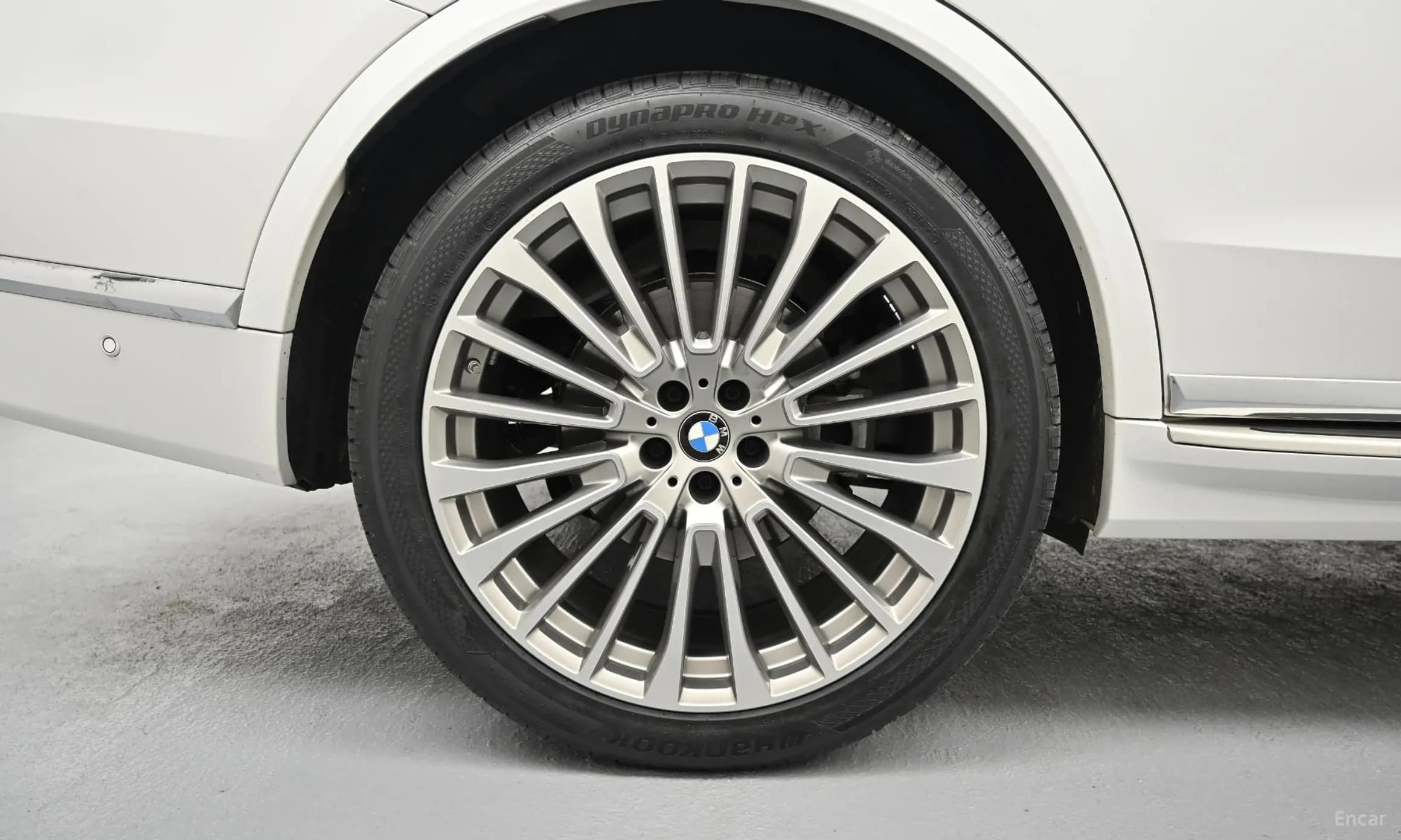 X7 (G07)