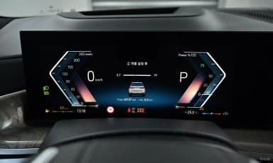 X7 (G07)