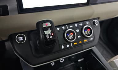 Defender (L663)