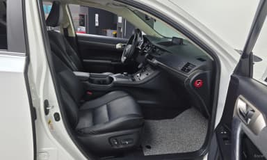 CT200h