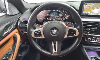 M5 (F90)