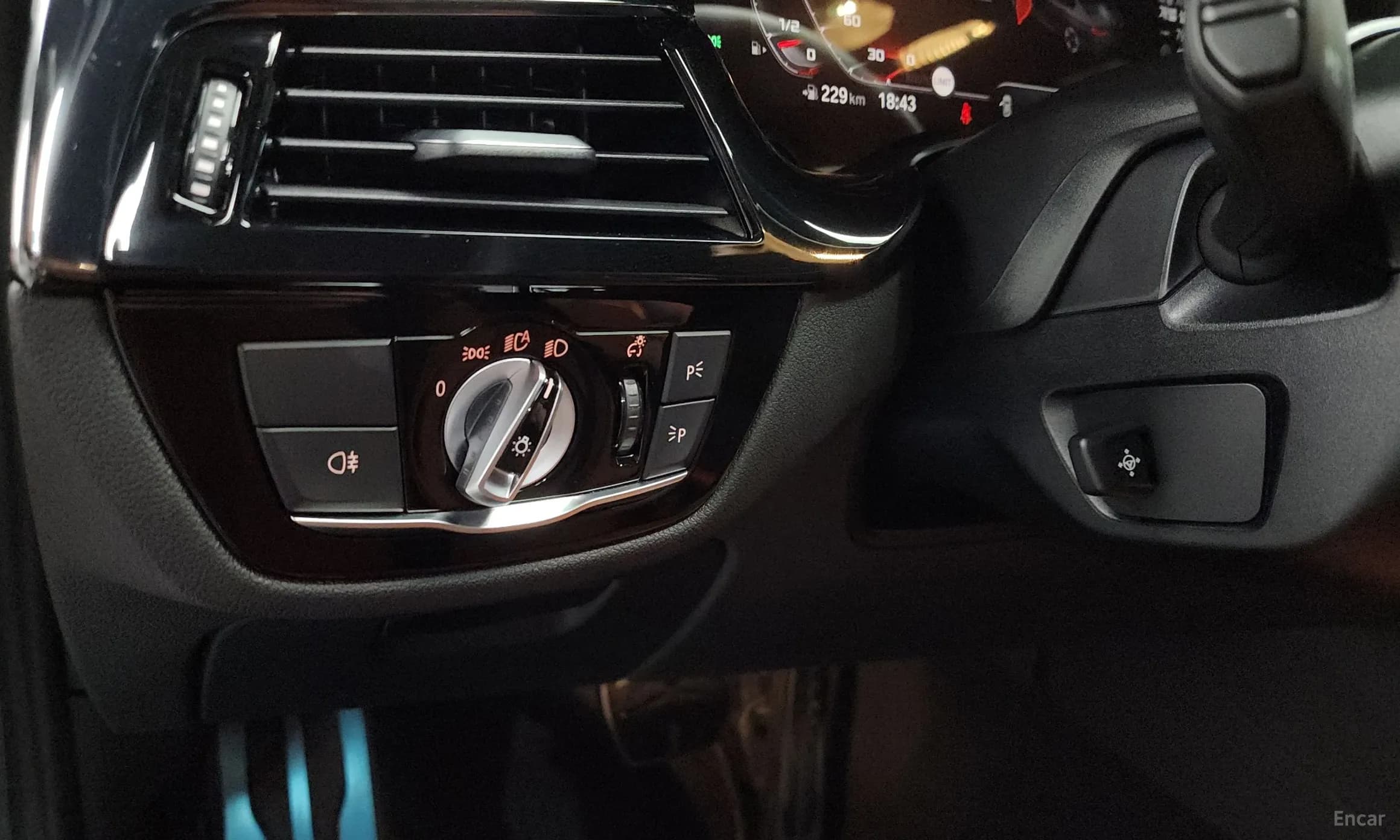 M5 (F90)