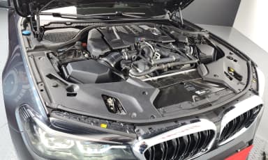 M5 (F90)