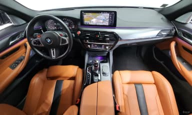 M5 (F90)