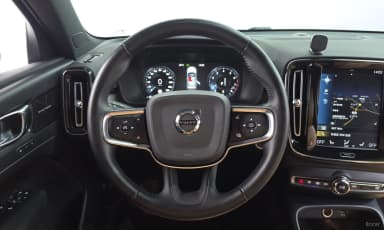 XC40