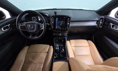XC40