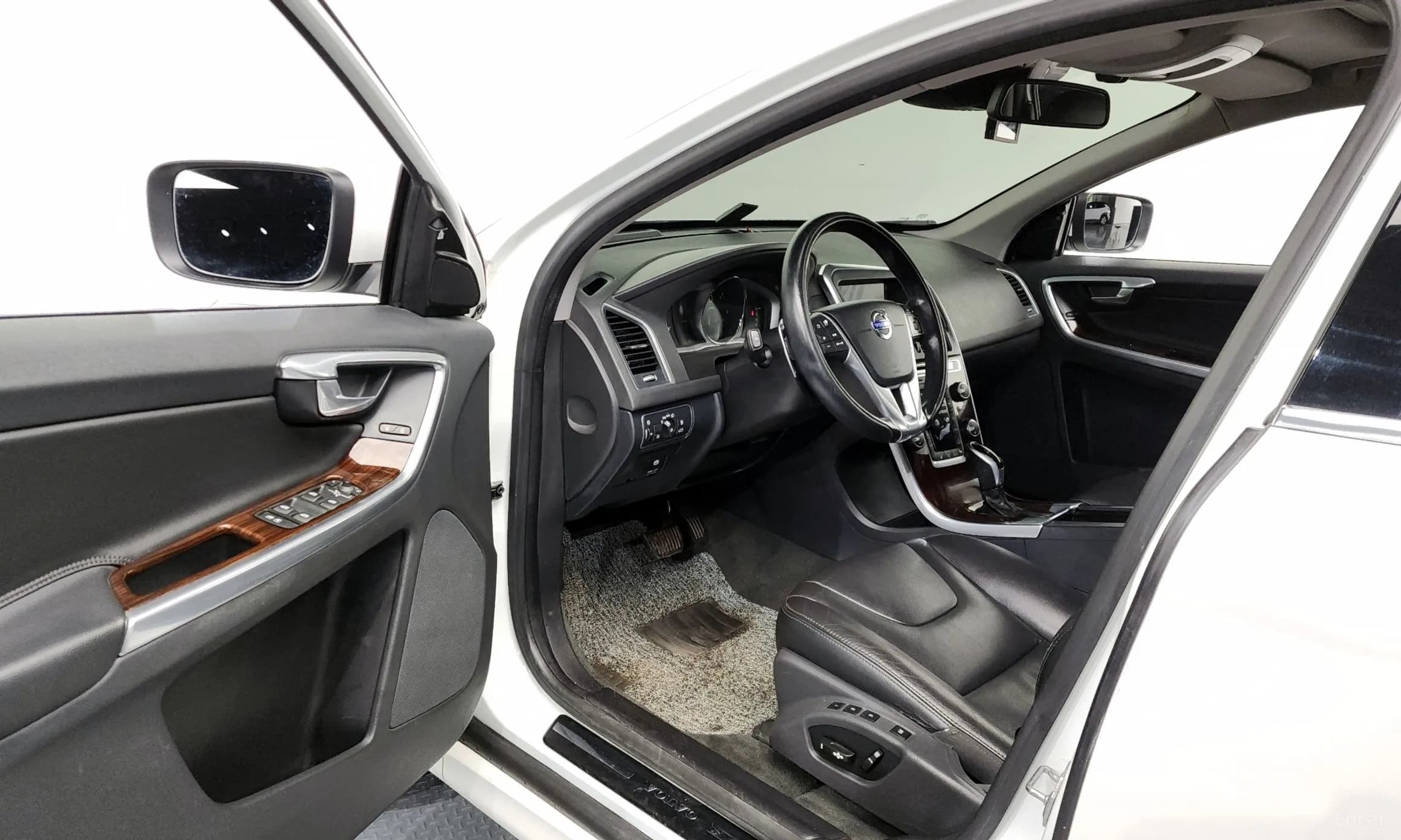XC60