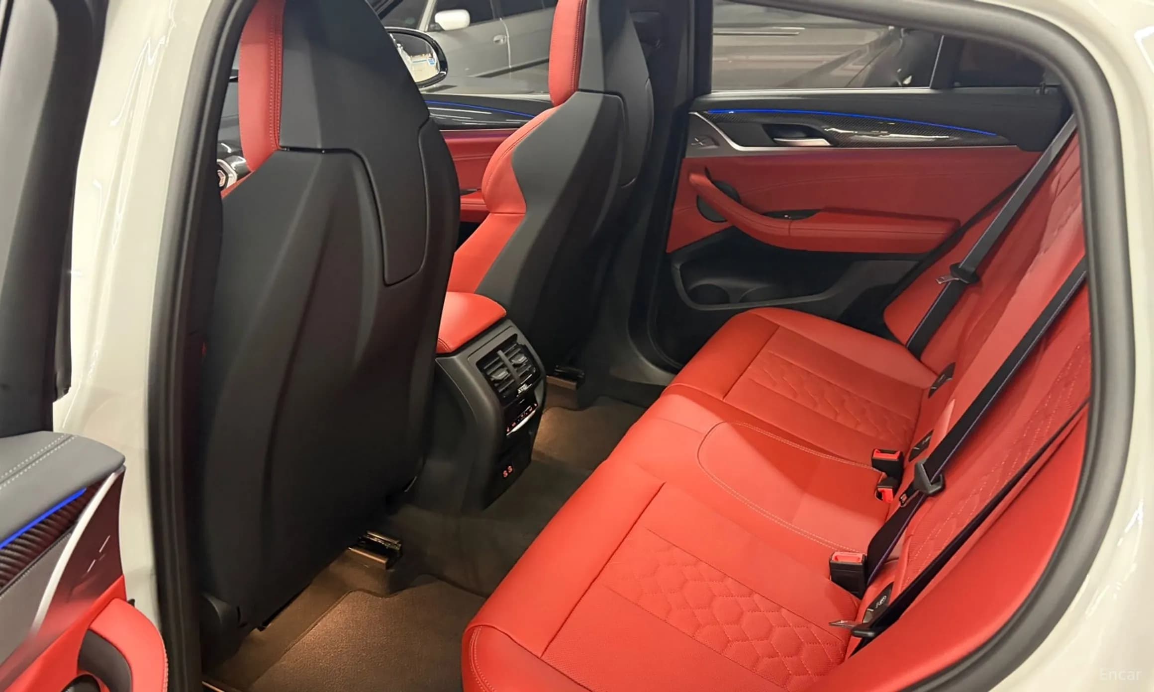 X4M (G02)