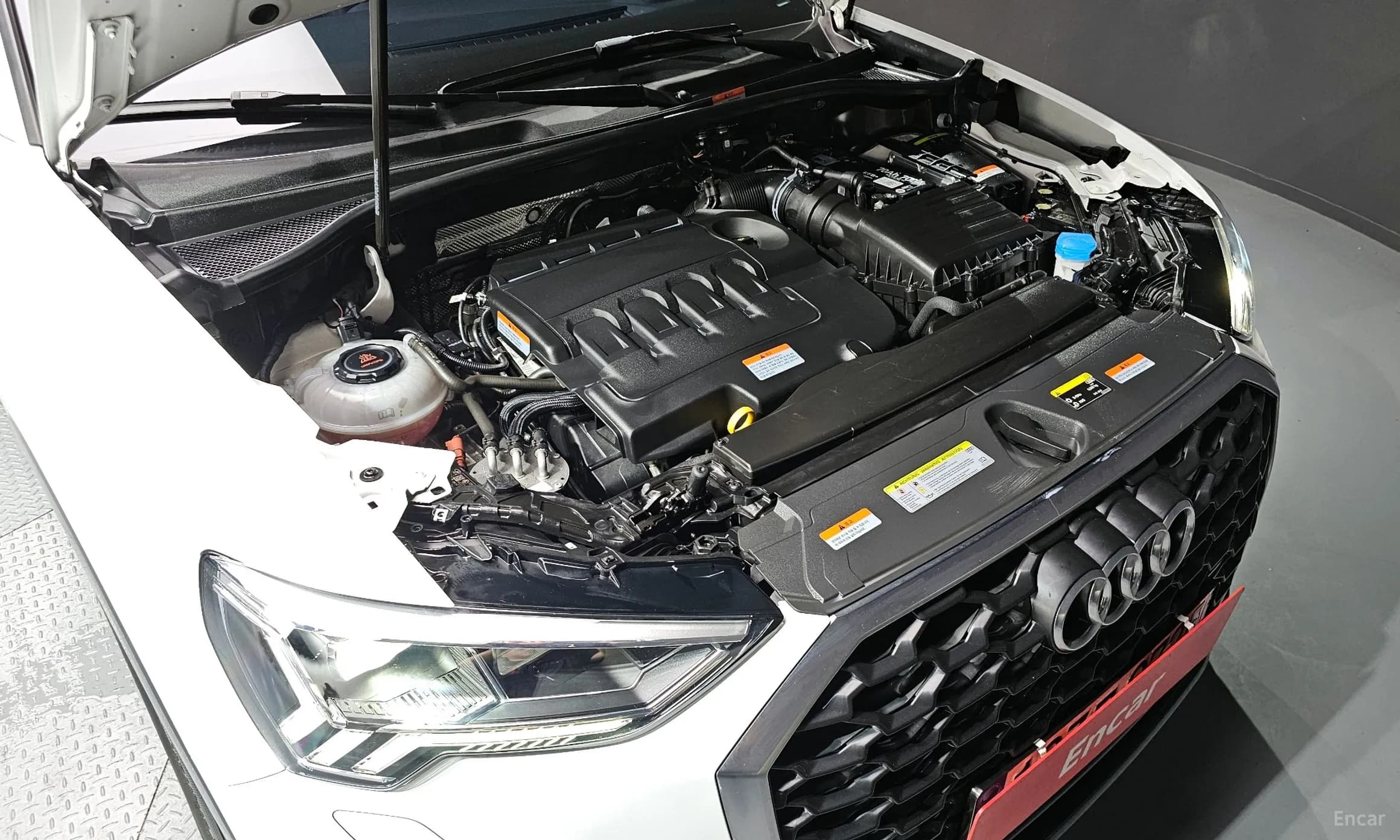 Q3 (F3)