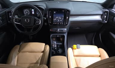 XC40