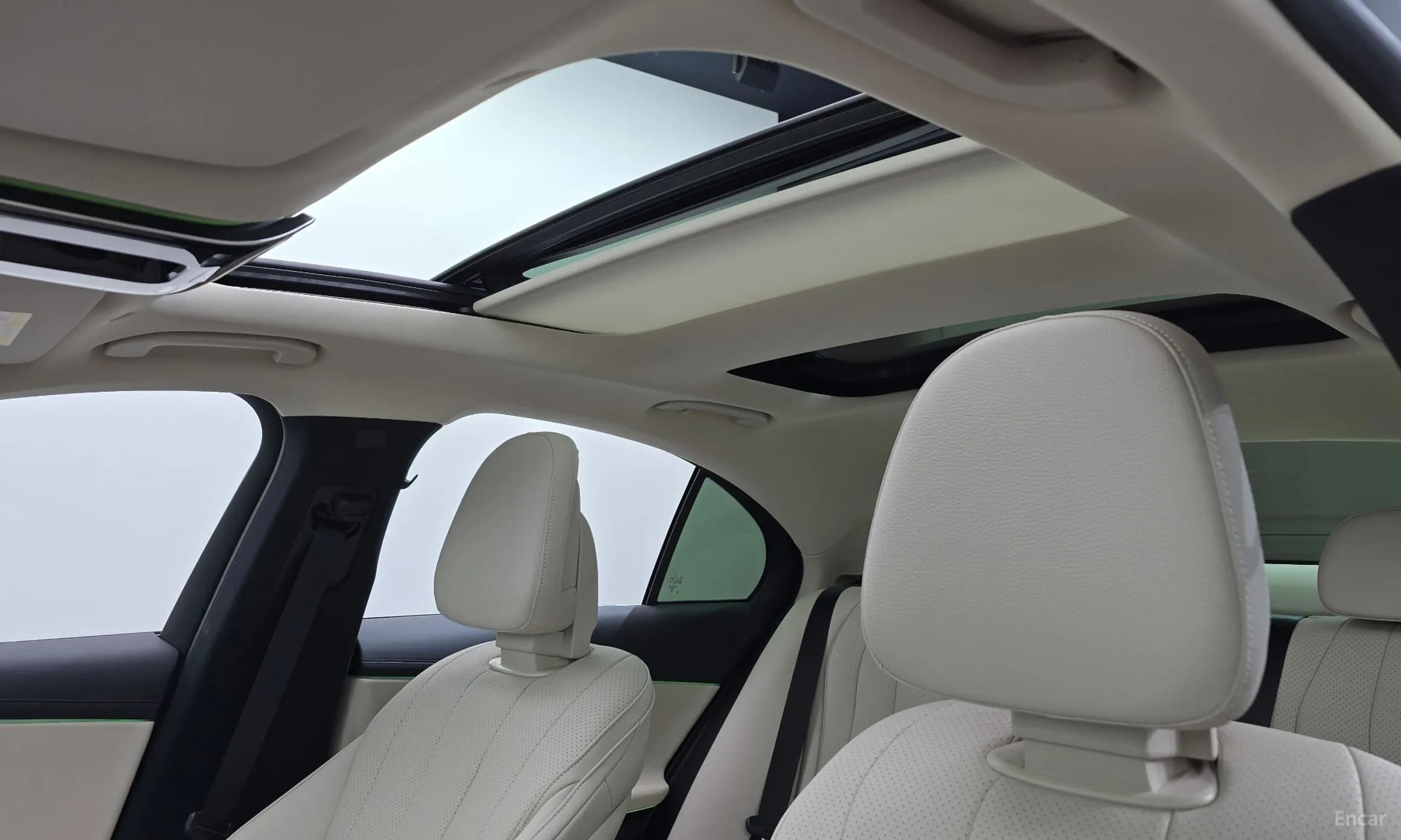 E-Class W214