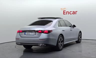 E-Class W214