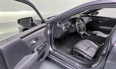 ES300h 7th Generation