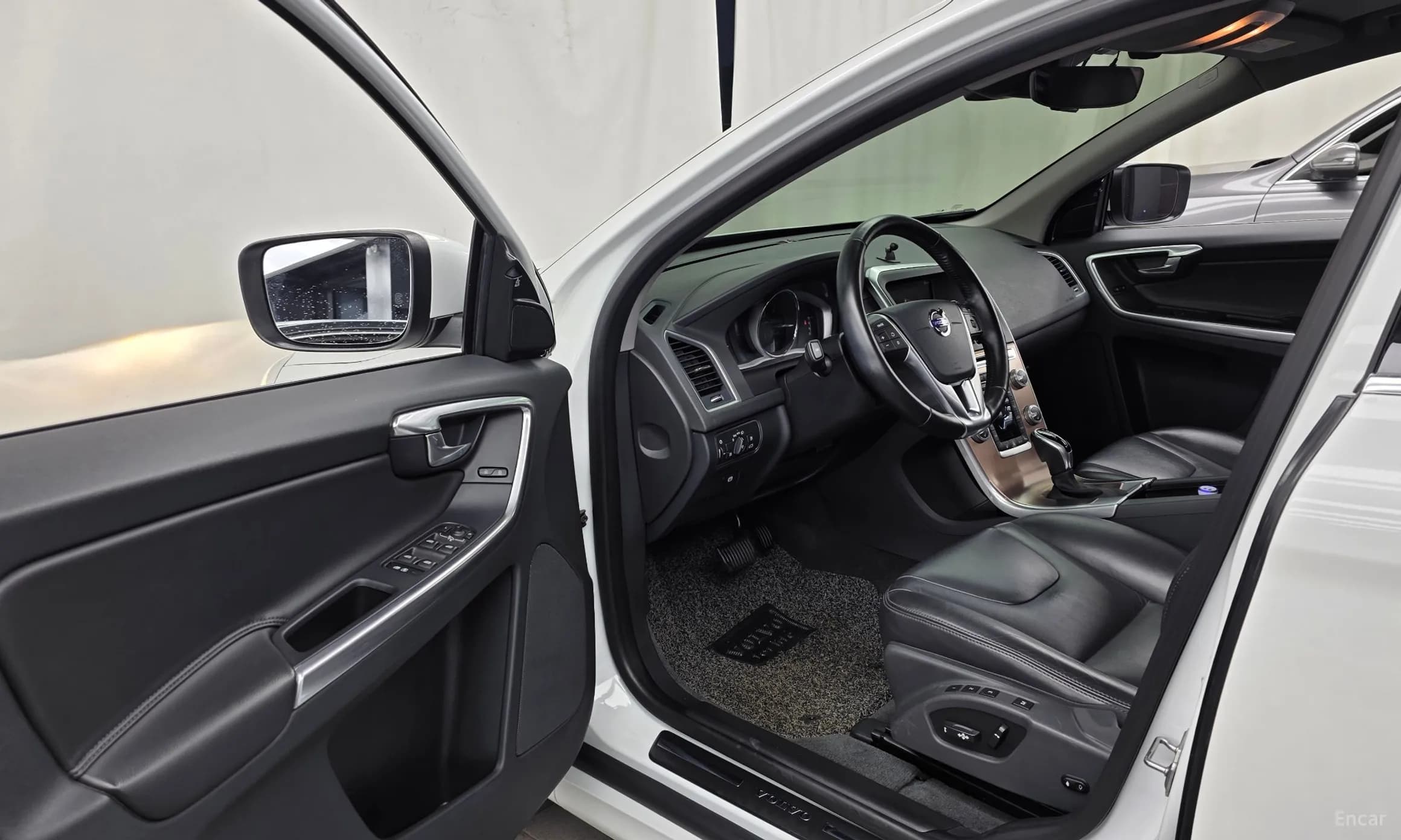 XC60