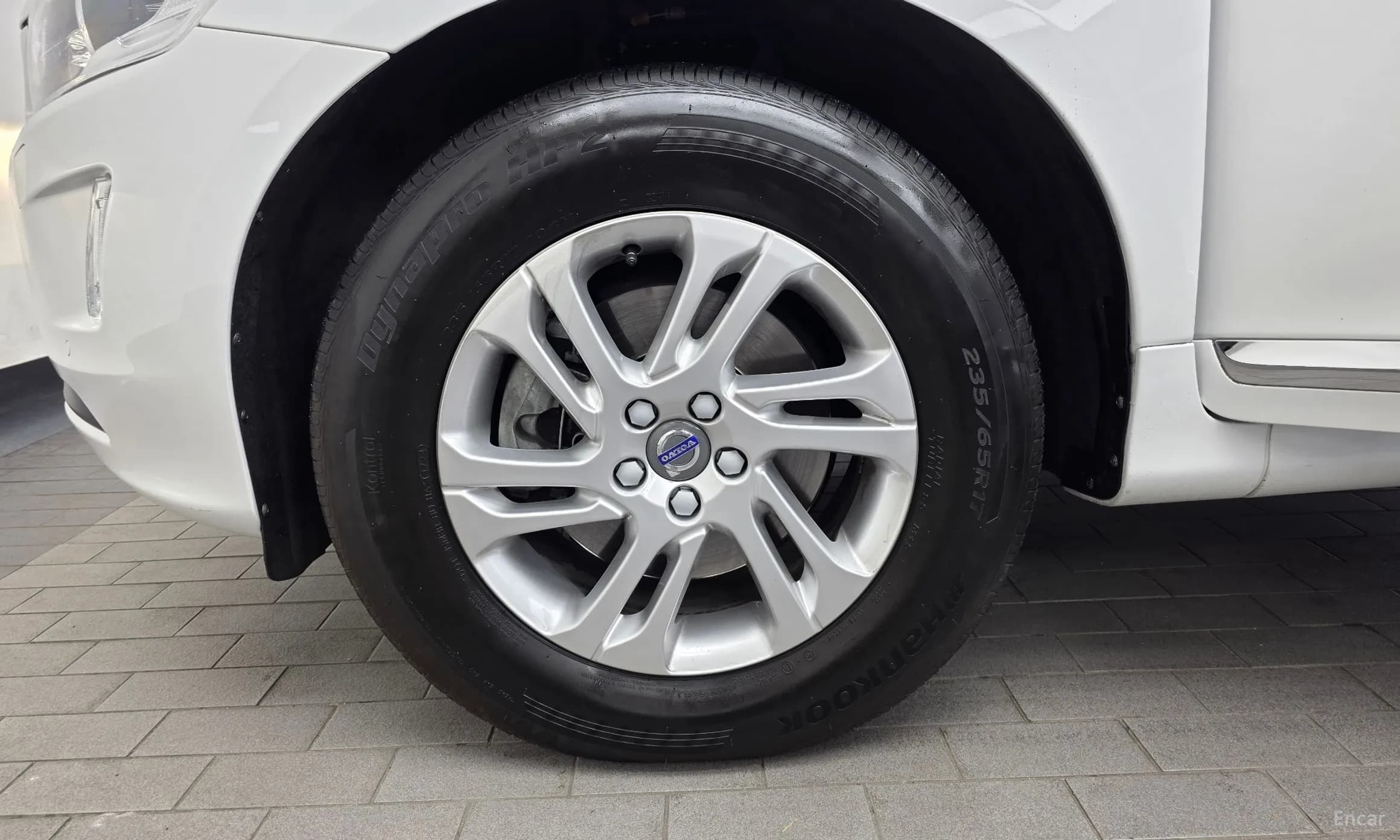 XC60