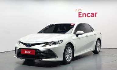 Camry (XV70)