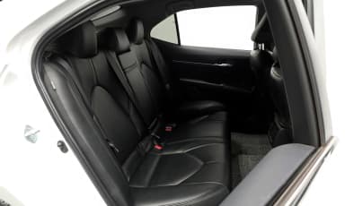 Camry (XV70)
