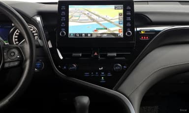 Camry (XV70)