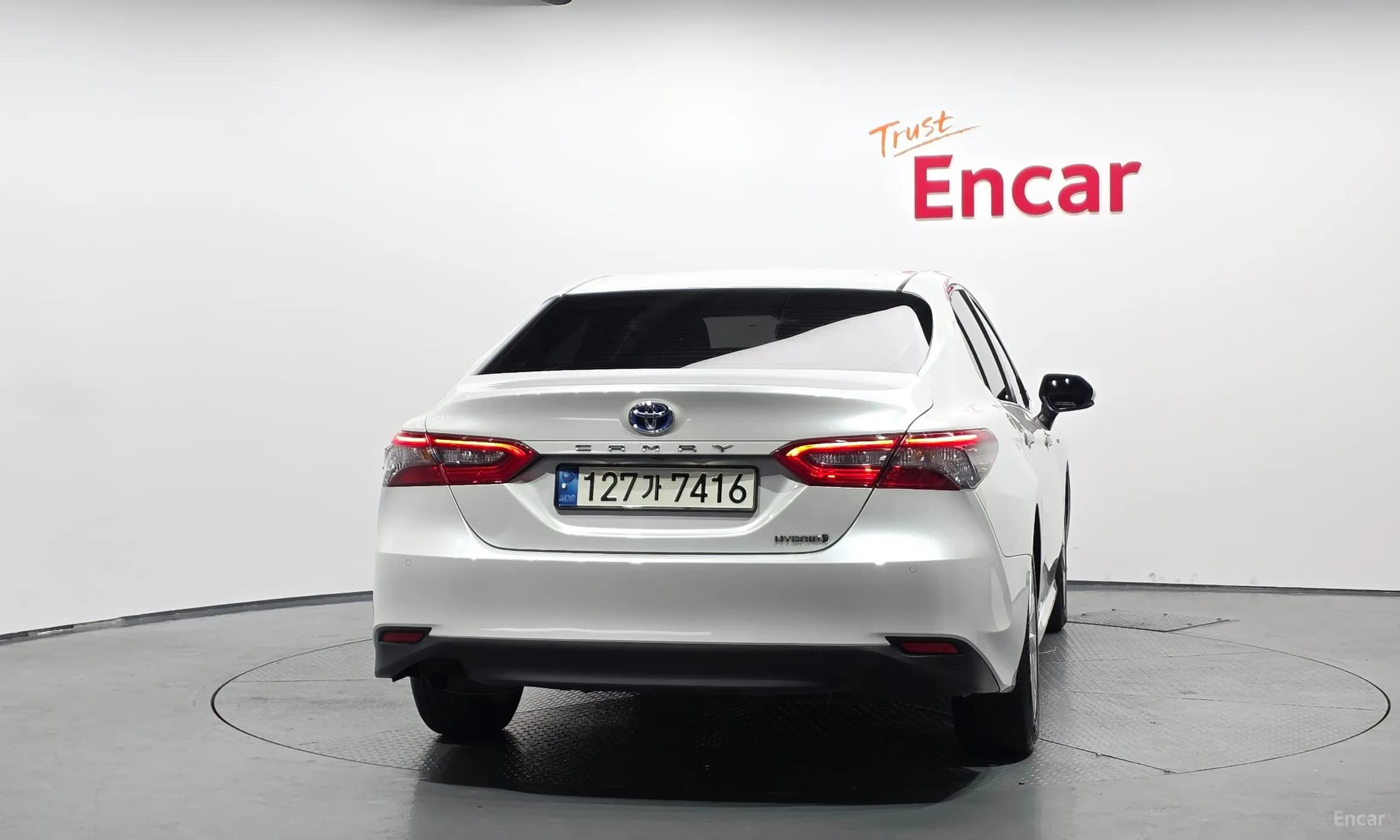 Camry (XV70)